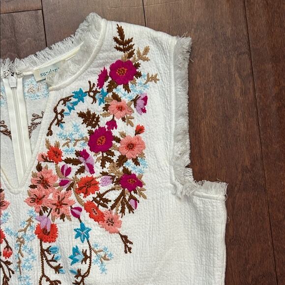 Sundance White Peplum Top with Multicolor Floral Embroidery, Size Medium - Picture 4 of 14